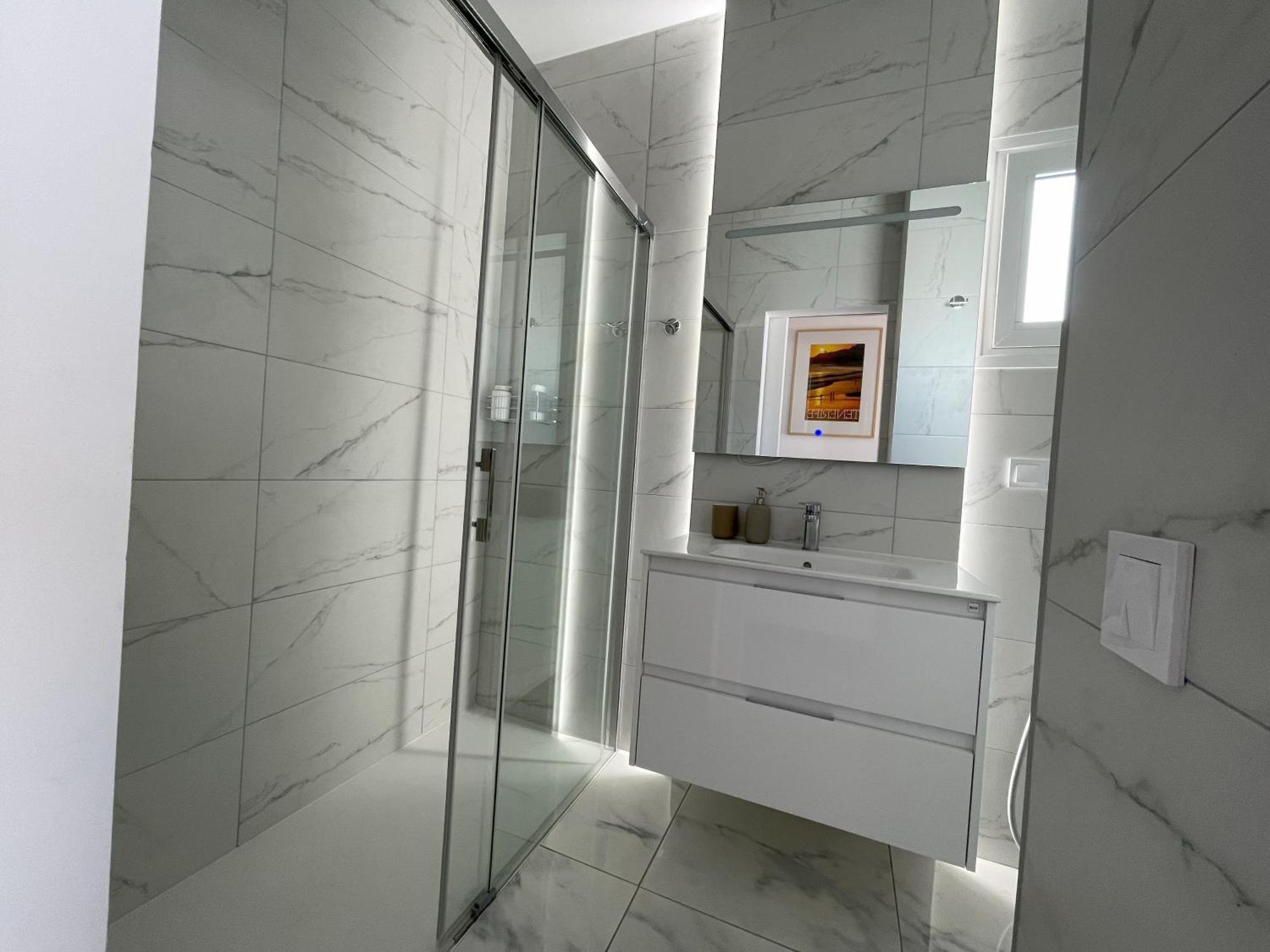 Newly Renovated Apartment With 2 Terrace, 2 Bedroom, 5Min Beach Puerto de Santiago  Buitenkant foto