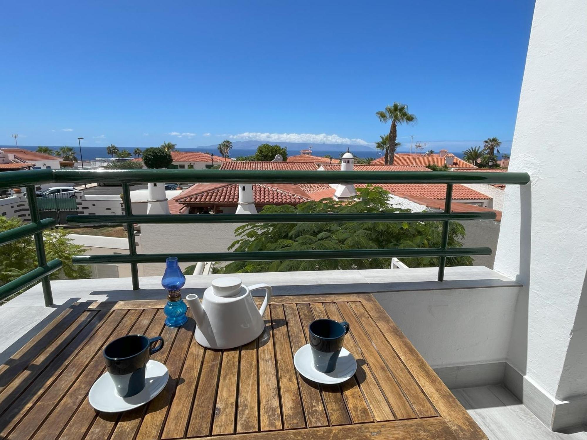 Newly Renovated Apartment With 2 Terrace, 2 Bedroom, 5Min Beach Puerto de Santiago  Buitenkant foto